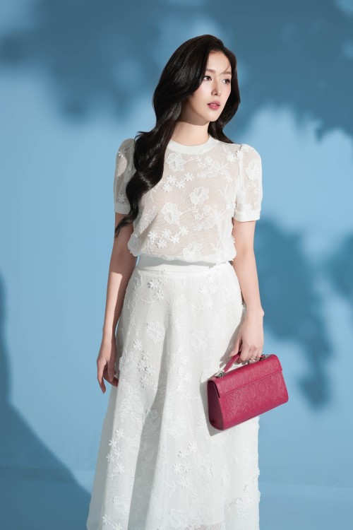 Sixdo White Floral Lace Flared Skirt